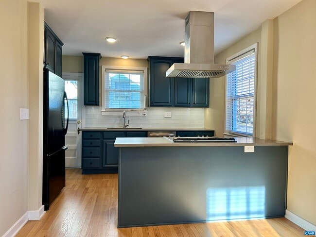 Photo - 814 Altavista Ave