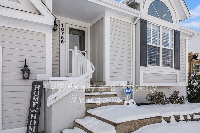 Photo - 16755 W 156th Terrace