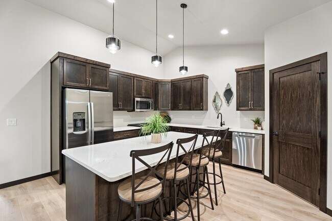 Photo - 1107 S Foss Ave