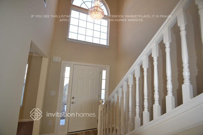 Photo - 4283 Arabian Way SW