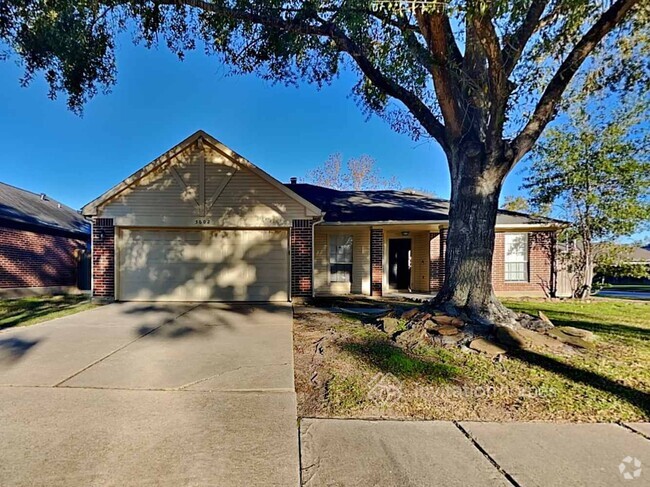 Building Photo - 5602 Rivertree Ln Rental