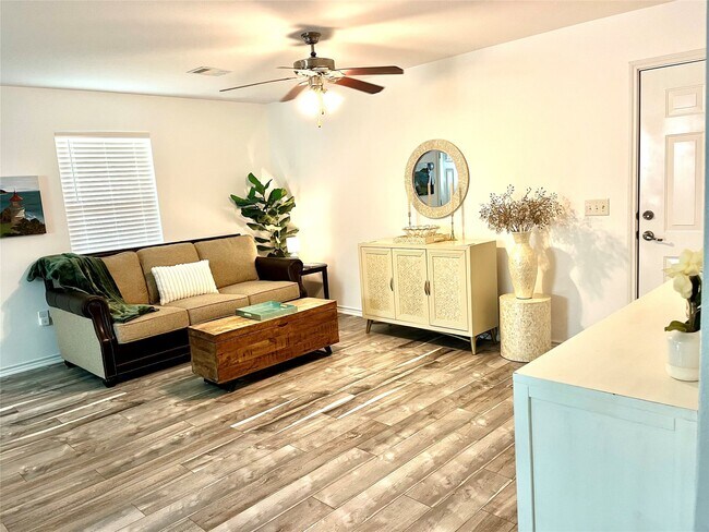 Photo - 4810 Pecan Ln