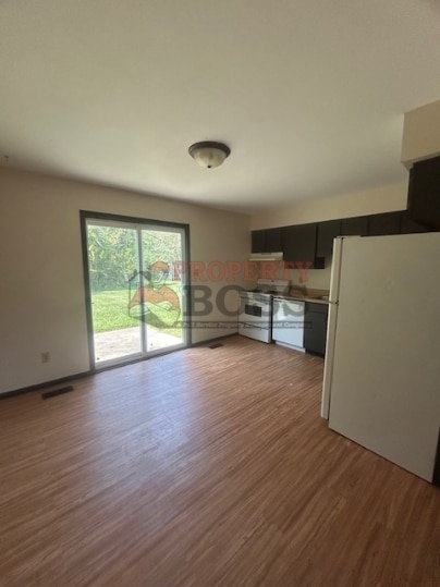 Photo - 5796 Creekview Ct W