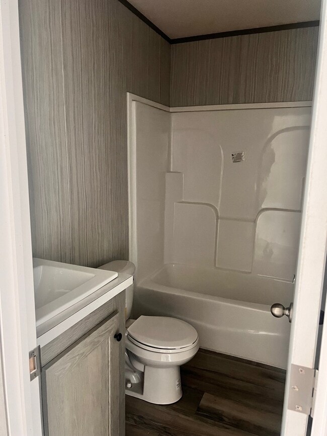 Photo - 16315 US-54