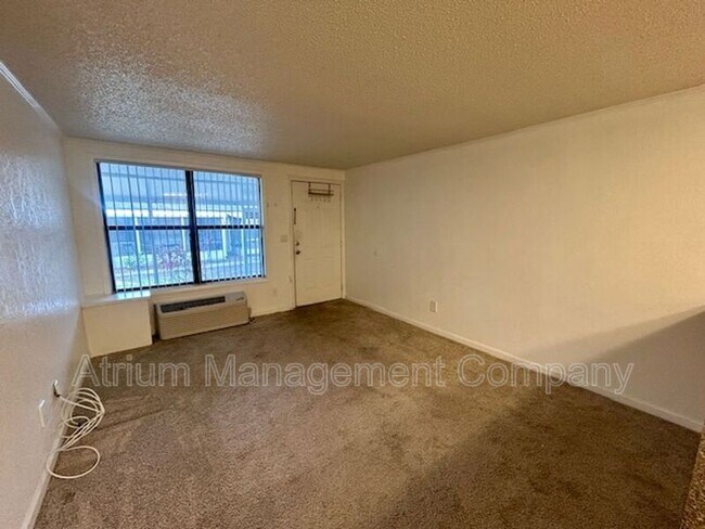 Photo - 4017 E Michigan St