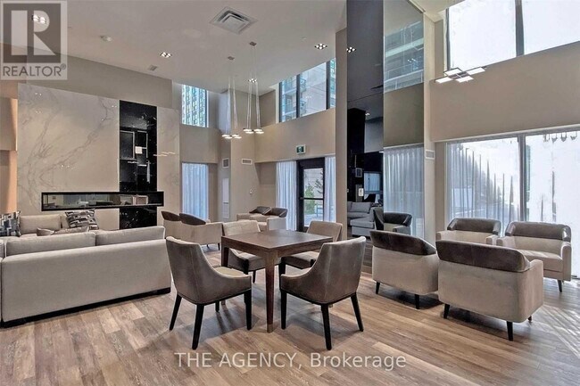 Photo - 75 Oneida Crescent Unité 203