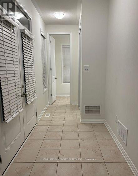 Photo - 39 Boothill Dr