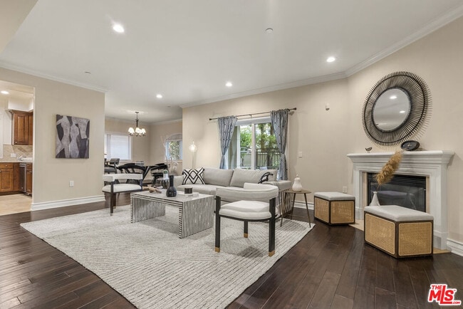 Photo - 2347 Fox Hills Dr Unit 101