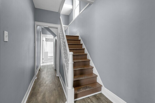 Photo - 144 Sidway St