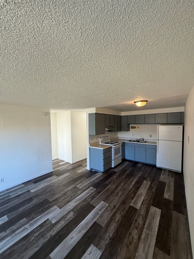 2.2 Miles to Oregon Tech and Sky Lakes Med... - 2.2 Miles to Oregon Tech and Sky Lakes Med... House