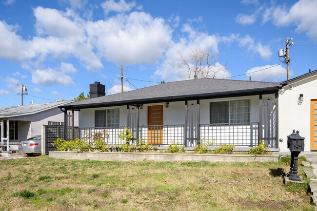 Photo - 6625 Shadygrove St