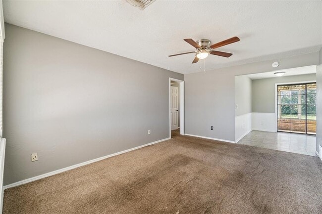 Photo - 4009 Vickie Dr