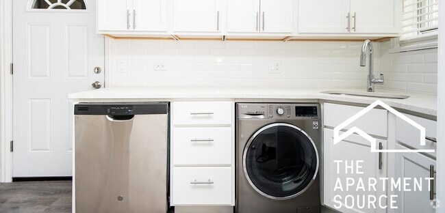 Building Photo - 327 Kedzie St Rental
