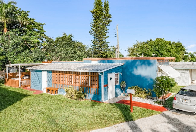 Photo - 4732 SW 46th Ln