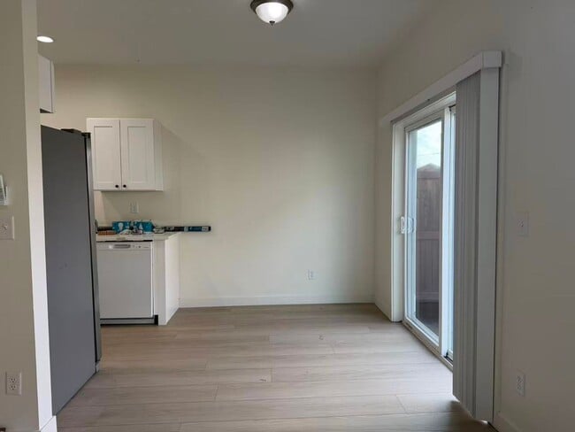 Photo - 1926 SW Washington St