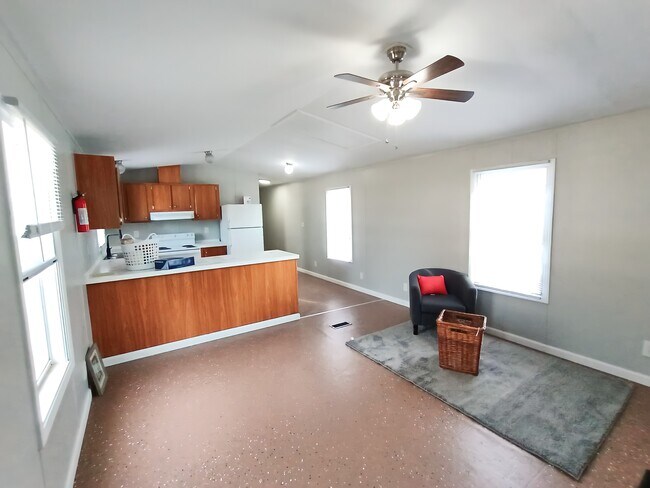 Photo - 31 Deerwood Park