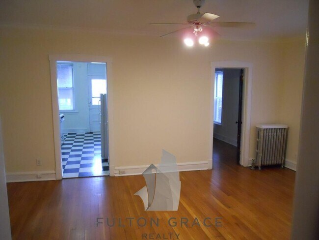 Photo - 4407 Malden St Unit 09-1F