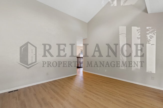 Photo - 10919 W Nantucket St