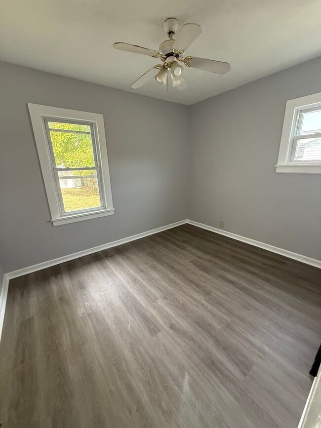 Photo - 3bd Single Euclid