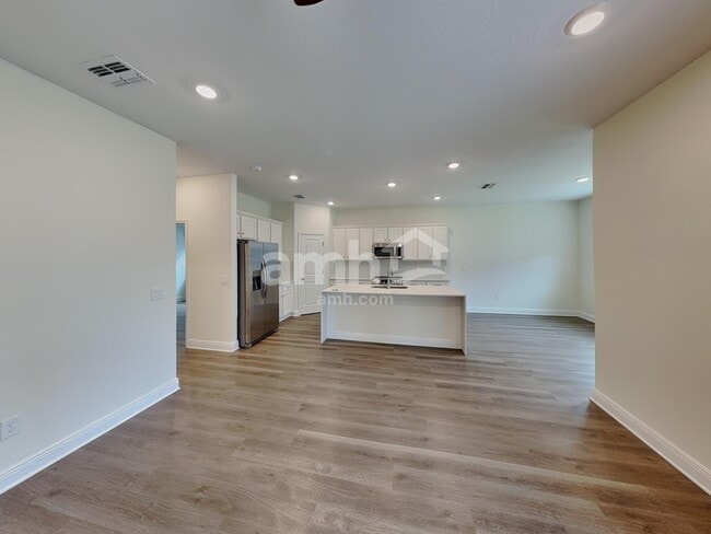 Photo - 5992 Pinewood Ests Dr