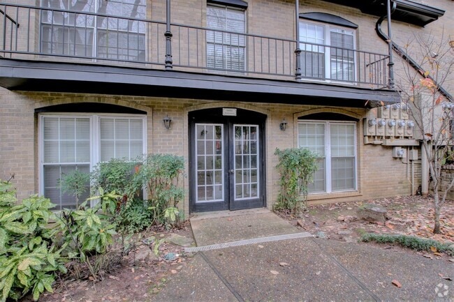 Building Photo - 1601 N Bryant St Unit 10 Rental