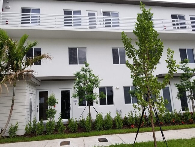 Photo - 6425 NW 103rd Pl Unit 106