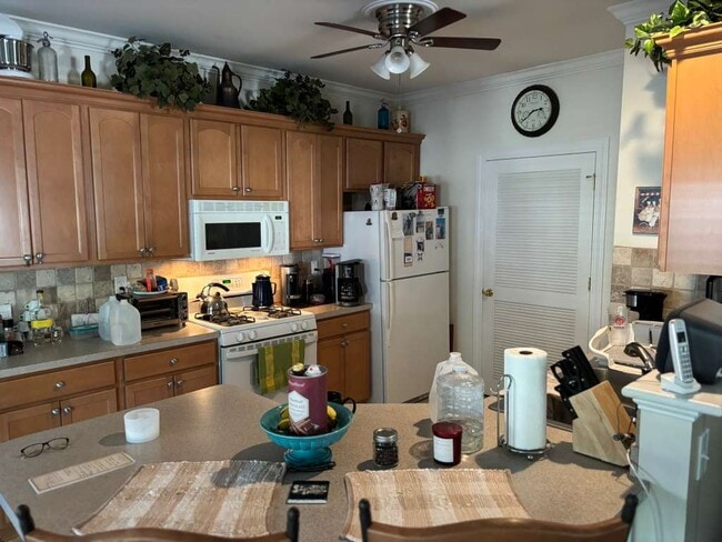 324 Ballston Ave Unit 324 Ballston Ave #4