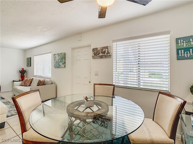 Photo - 4625 Bayshore Dr Unit D8