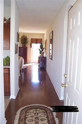 Photo - 1 Twin Oaks Pl