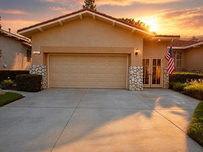 Building Photo - 1441 Upland Hills Dr N