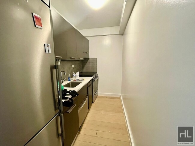 East 39th Street - East 39th Street Apartment Unit 8A