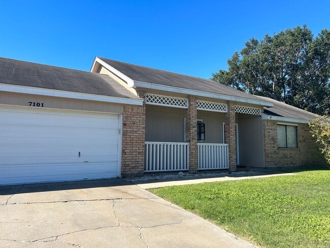Building Photo - 7101 Premont Dr Rental