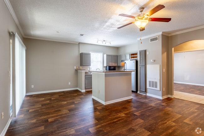 2BR,2BA