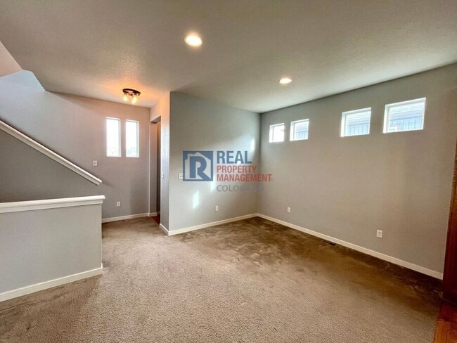 Photo - 6187 Mineral Belt Dr