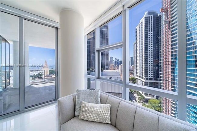 Photo - 851 NE 1st Ave Unit 851 NE 1st Ave  1611