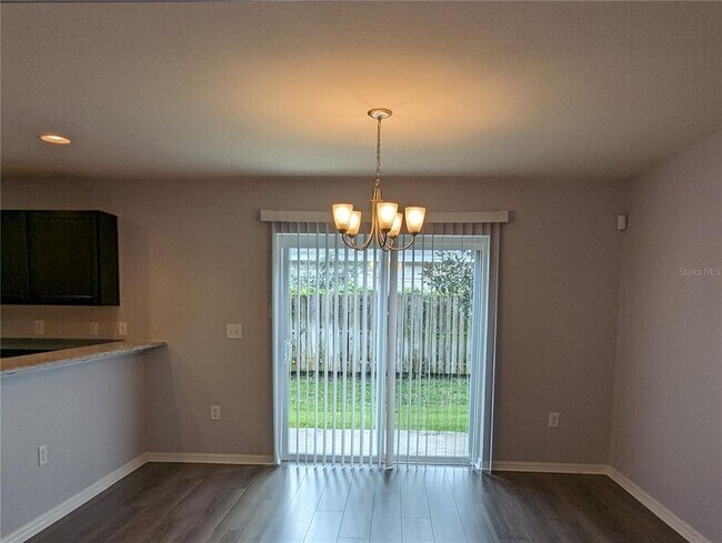 219 Woodknoll Pl