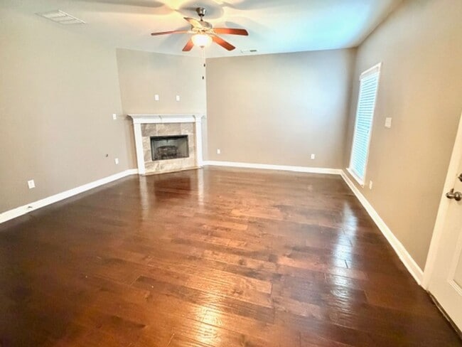 Photo - GlenlaurelWay7567 Unit 1