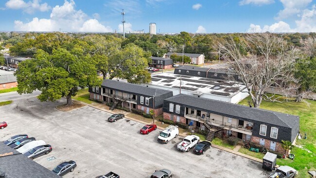 Biloxi Oaks Apartments