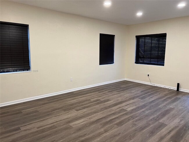 Photo - 189 Glendale Dr