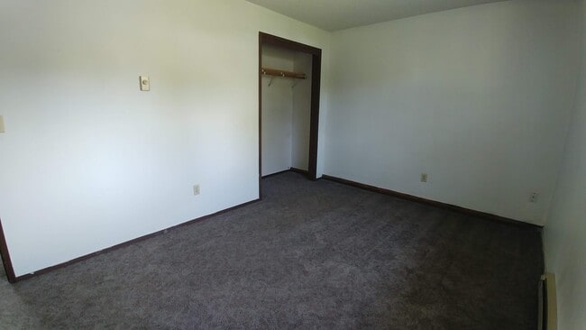 Photo - 305 NW Robert St Unit B