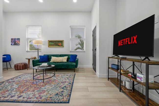 Photo - 1862 6th St Unidad ID1287530P