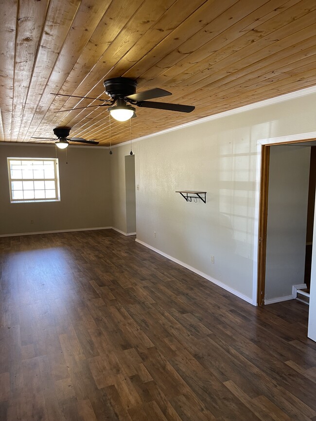 Photo - 361 S 2nd St