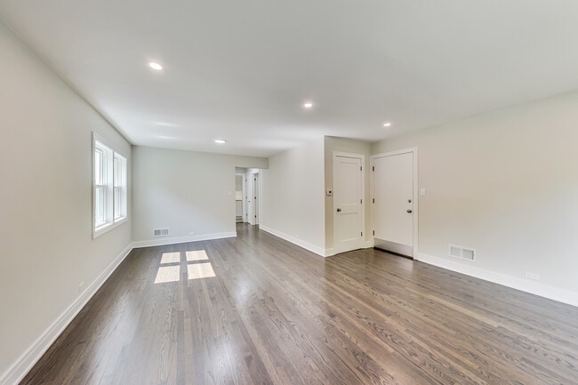 Photo - 4821 Crain St Unit 1