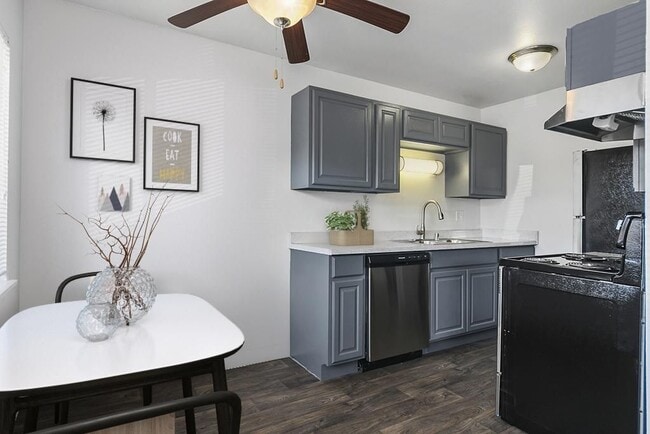 Photo - Kentwood Apartments