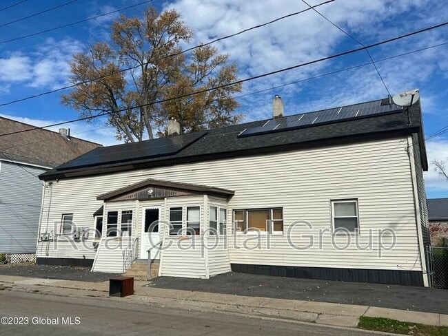 Building Photo - 117-119 Odell St Unit 117 Rental