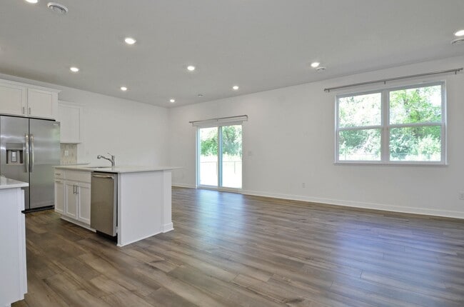 Photo - 3858 Heath Ave N