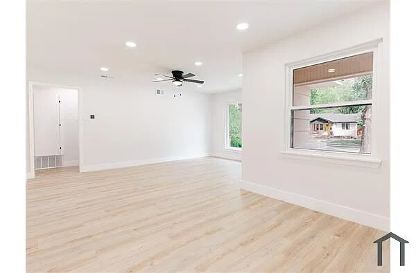 Photo - 10307 Pinecrest Dr