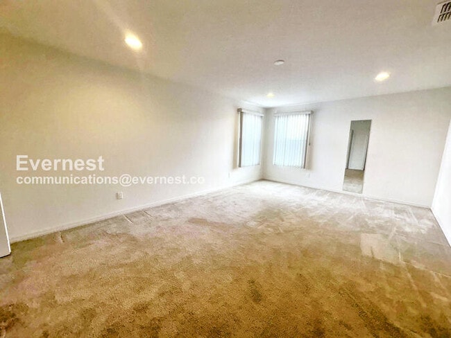 Photo - 2901 Bay View Dr Unit b