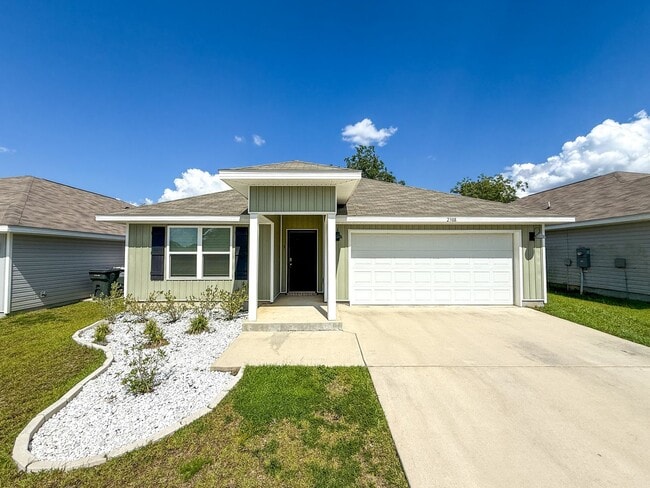 Building Photo - 4 Bedroom 2 Bath House for Rent in Cantonm...