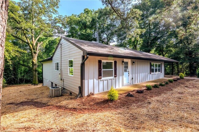 Photo - 206 Second St